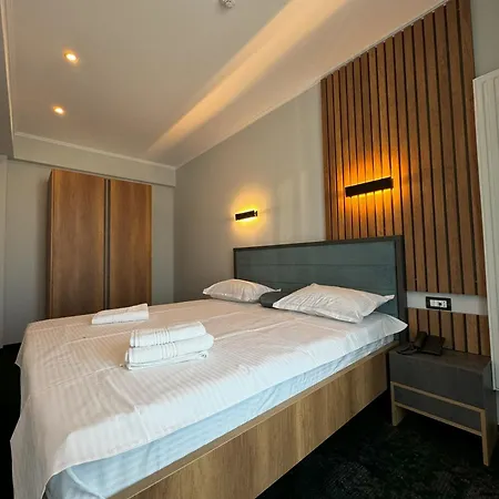 Hotel Turistica D'eric 3*