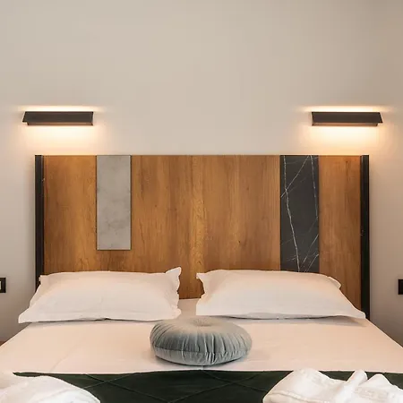 Hotel D'Eric Mamaia Nord 3*